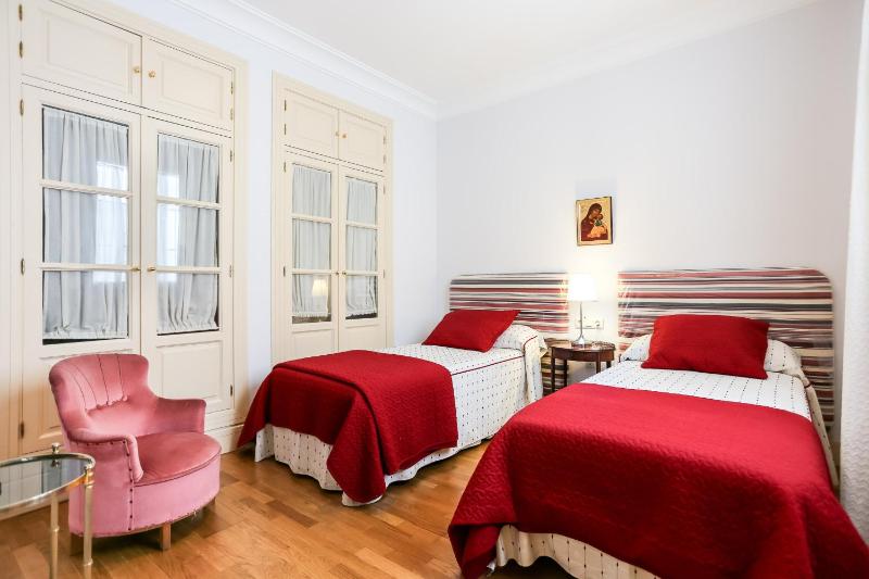 Garcia de Vinuesa Atico by Home at Homes - image 12
