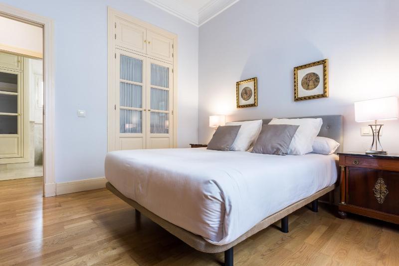 Garcia de Vinuesa 2 by Home at Homes - image 7