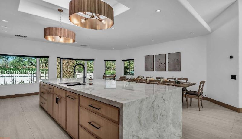 The Mediterranean Racquet Estate- 6br Palm Springs Retreat with Private Pool & Spa - image 32