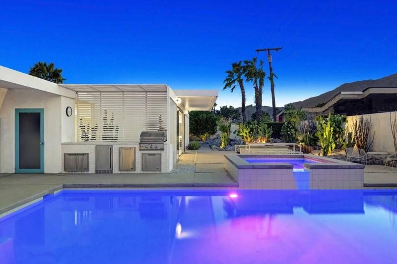 Historic Wexler Home with Pool & Mountain Views - image 14