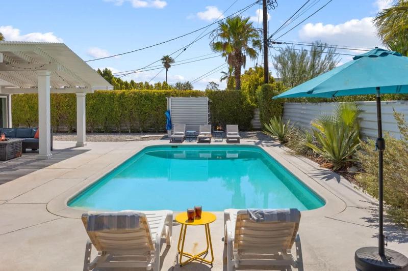 Mountain-View Retreat Pet-Friendly Home with Private Pool - image 32