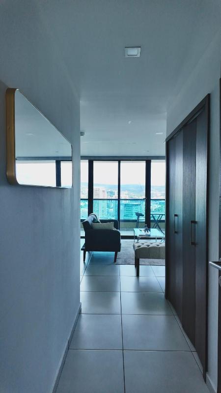 Luxury 2 BR Stay Torre Astria 305 - image 14