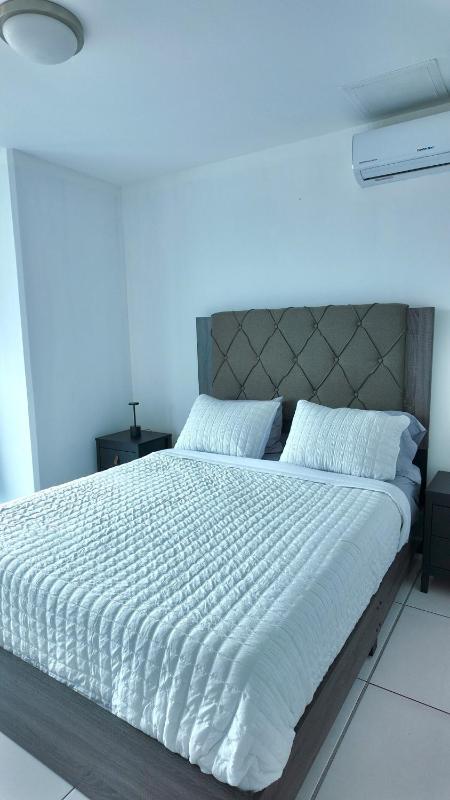 Luxury 2 BR Stay Torre Astria 305 - image 16