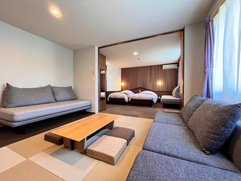 Hotel Cerulean Alpine - image 45