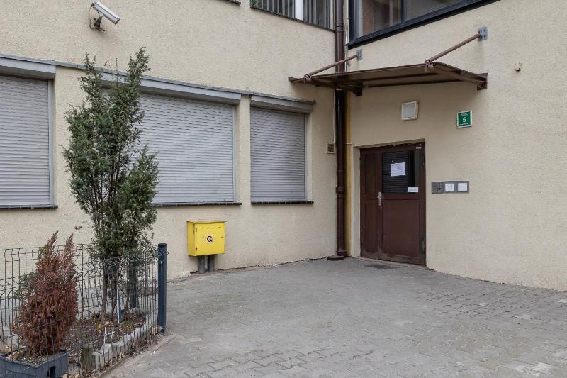 Spacious Studio with Balcony in Katowice by Noclegi Renters - image 15