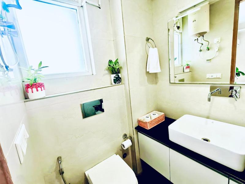 Azure by Rüya Living-Boutique 1BHK-Golf Course - image 16