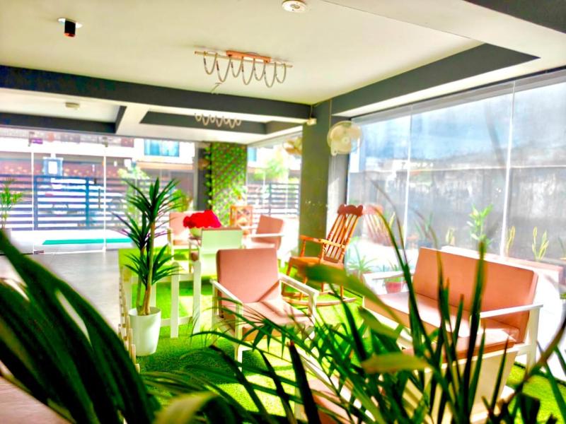 Azure by Rüya Living-Boutique 1BHK-Golf Course - image 8