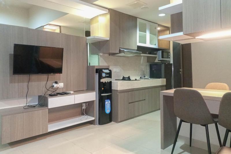 Elegant and Comfortable 1BR at Uttara The Icon Apartment By Travelio - image 4