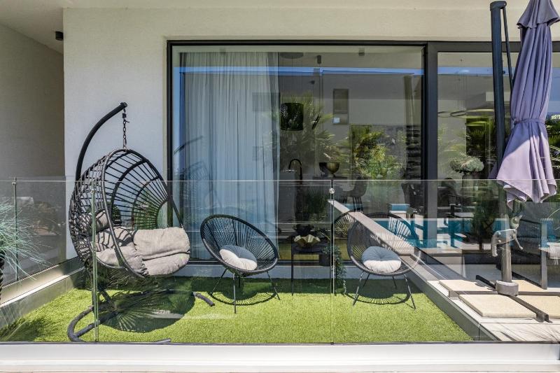 Luxury TABOO Villa & Spa in Medulin for 8 people with heated pool & wellness area - image 45