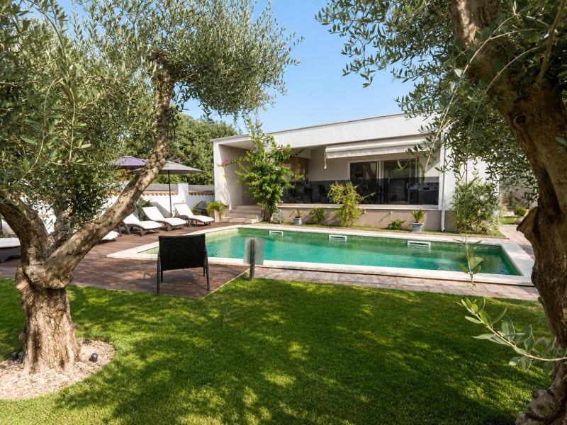 Holiday House Pool Retreat - image 36