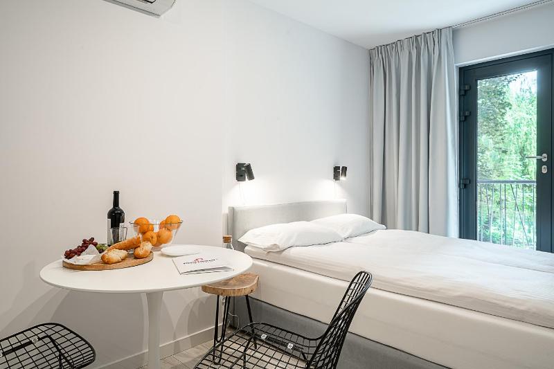 RentPlanet - Jodłowa Residence - image 4