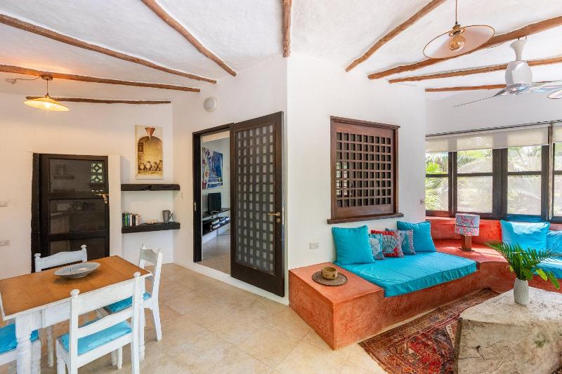 Tequila Sunrise Forest Cabana - on Diani Beach - image 10