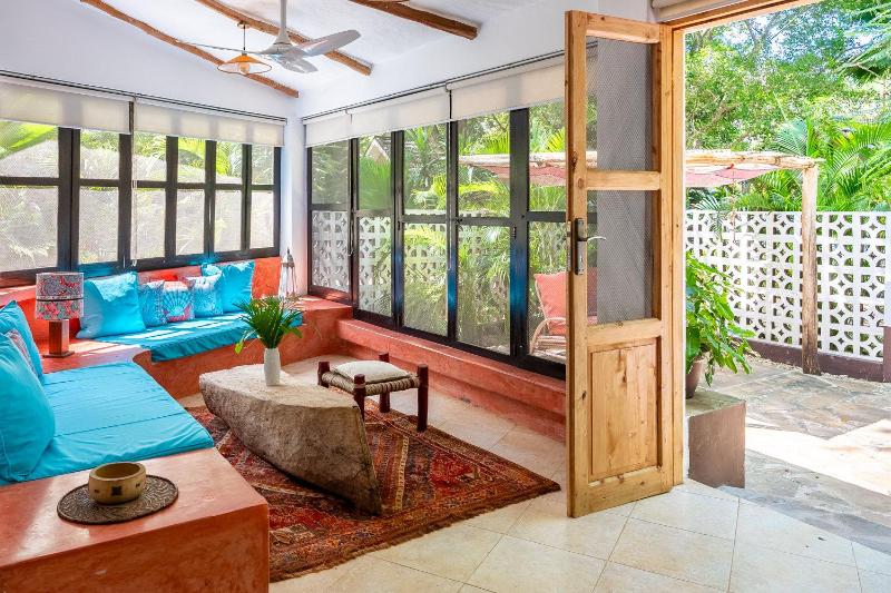 Tequila Sunrise Forest Cabana - on Diani Beach - image 14