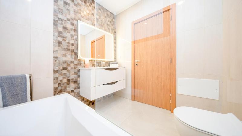 Villa Lion Beach - Moderna com Piscina Aquecível e BBQ - image 5