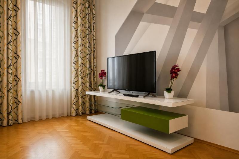 2 Bedroom Apartment for 6 near Augarten Donaukanal & U2 Taborstraße - image 11