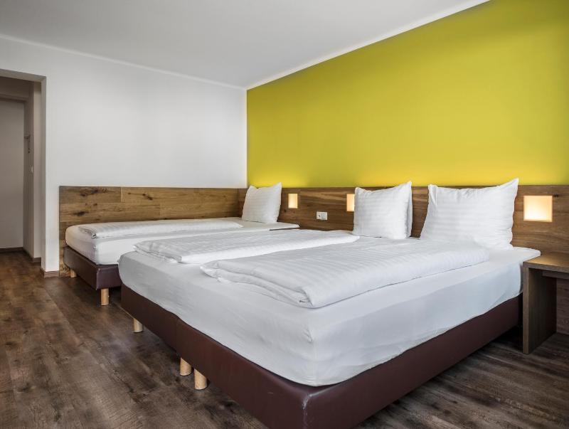 Basic Hotel Innsbruck - image 2