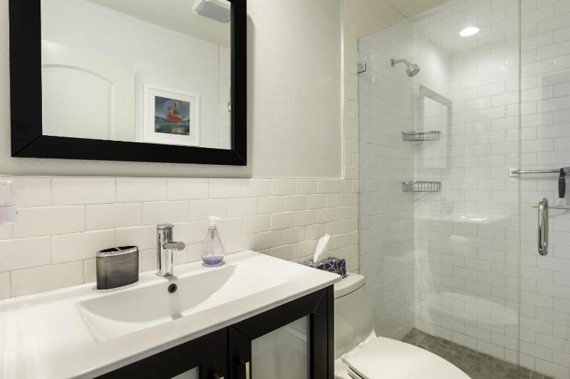 Serene Oasis Condo in Palm Springs - image 34