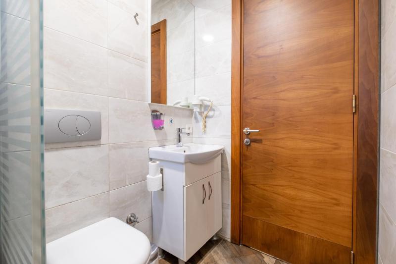Aksaray Luxery Dream Apartment - image 6