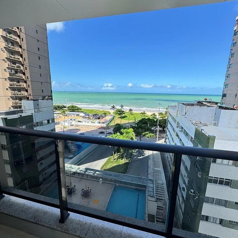 HY BEACH FLATS - INTERNATIONAL - image 11