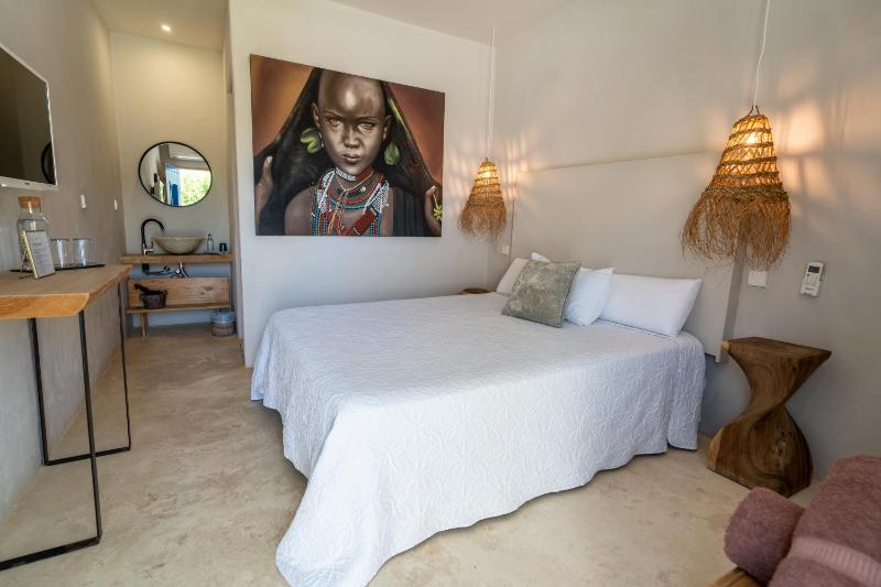 Boho Suites Denia - image 3