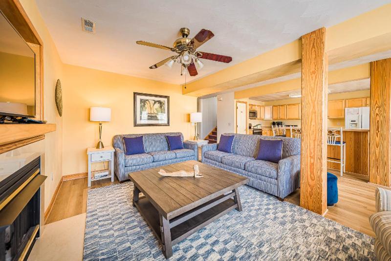 Captains Choice-KDH MP 7 Pool Hot Tub Rec Room Pets OK YR Flex Stays - image 15