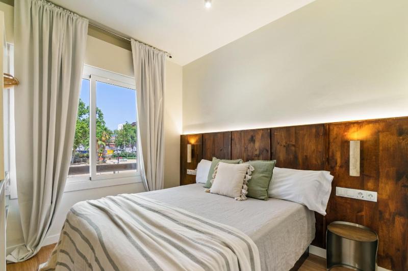 Barcelona Stadium Signature Apartment - image 11