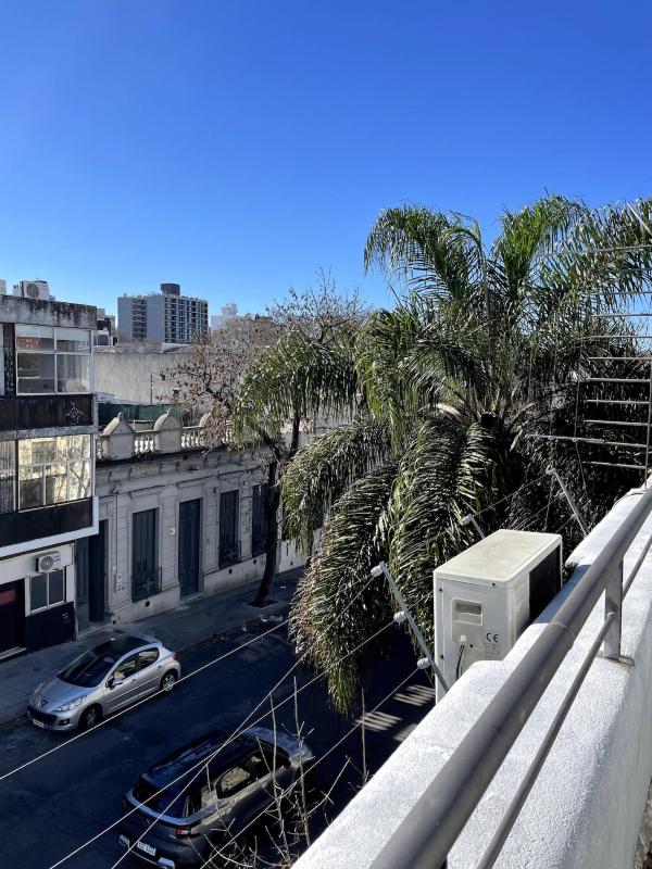 Dúplex 80m2 Luminoso 3Hab 2Ba Cerca Rambla y Centro - image 15
