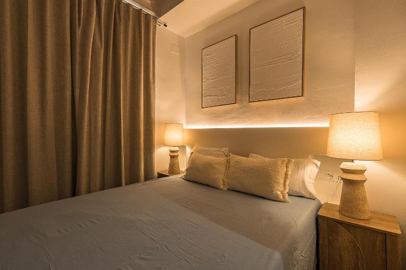 Luxury apartment in Gracia - image 4