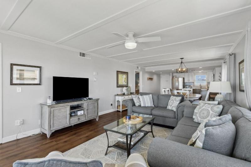 Updated Ocean Front Corner Condo on Amelia Island - image 9