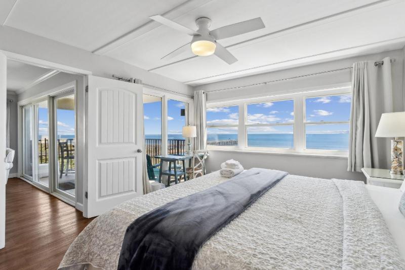 Updated Ocean Front Corner Condo on Amelia Island - image 18