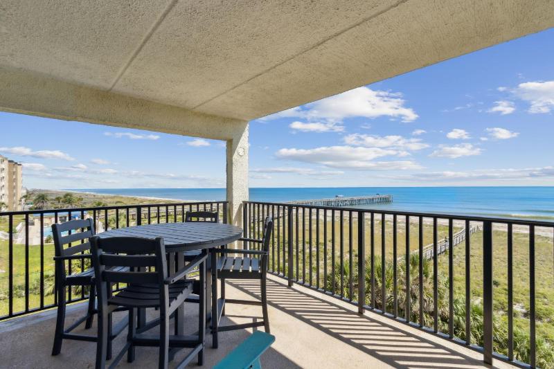 Updated Ocean Front Corner Condo on Amelia Island - image 11