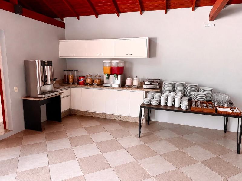 Barra Beach Hotel - image 28