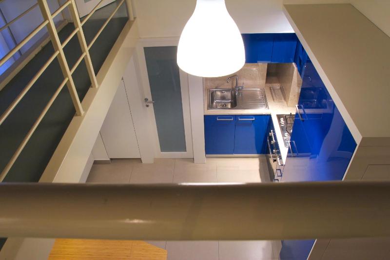 Studio - Split Level image 3