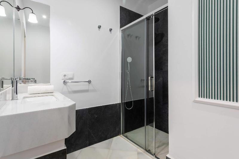 Genteel Home Antonio Marchena - image 3