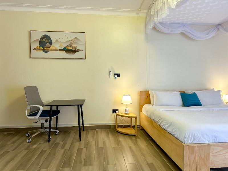 2 Bedroom Spaciou APT WITH WiFi Power Backup - image 9