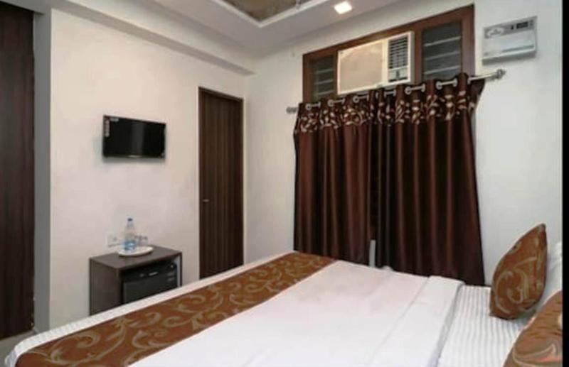 Hotel Boston Affordable Stays - #Parking #FullyAC #Best Rated Location #Modern Boutique Property - image 3