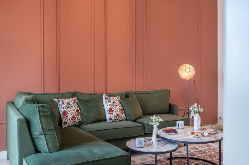 Mar Mikhael contemporary apartment in central location - image 8