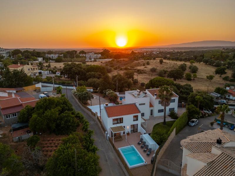 Villa Alfa Boutique - tranquila com piscina aquecível em Carvoeiro - image 32