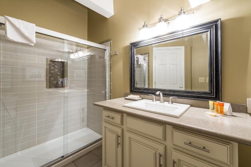 Phoenix 118A Townhouse - image 18