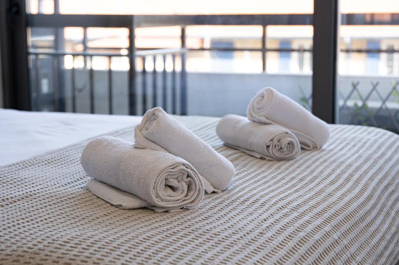 Finikoudes Apartment Seaview - image 5