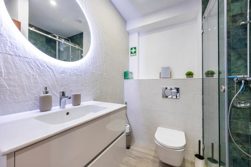 Casa Azure - Sea View Apartment - image 11