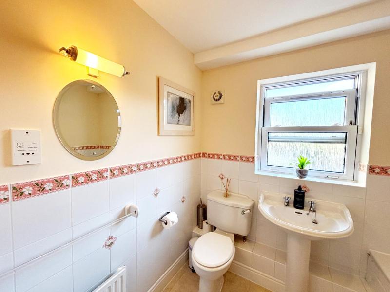 2 The Riviera Torquay - image 17