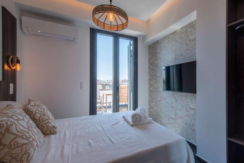 Captain Stam Suites Athens - FamilyApartment - image 15