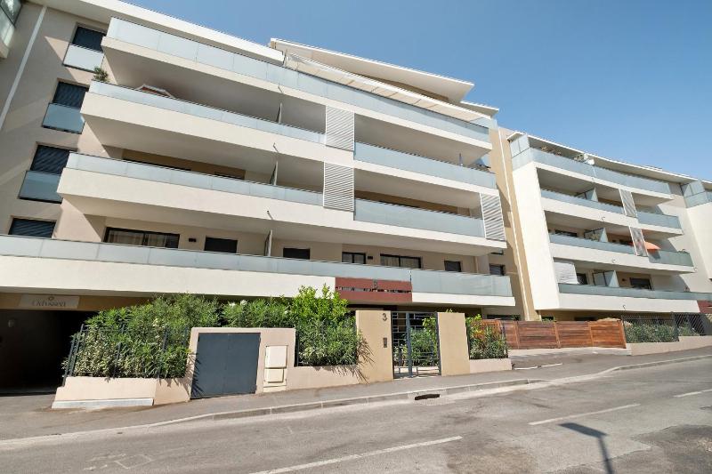 T2 Neuf proche mer et ville - image 18