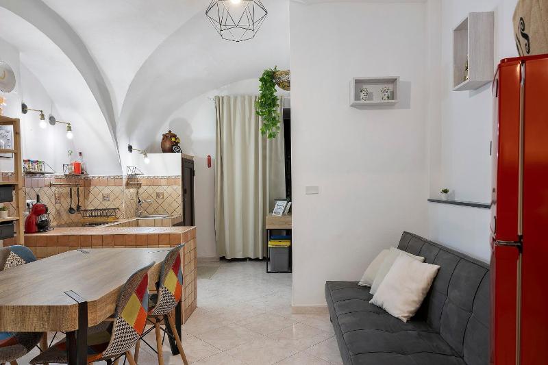 U Liotru Home - image 10