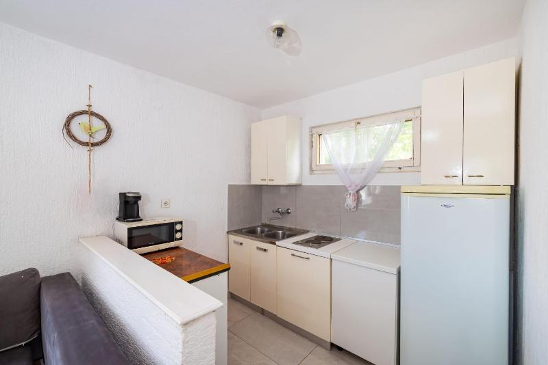 CC Hoolhy Apartment with BBQ - image 18