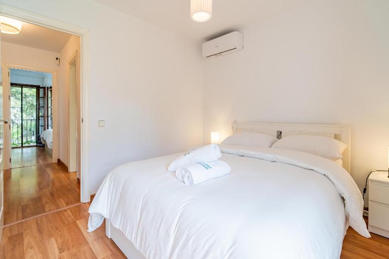 Cubo's El Refugio de Elviria House - image 7