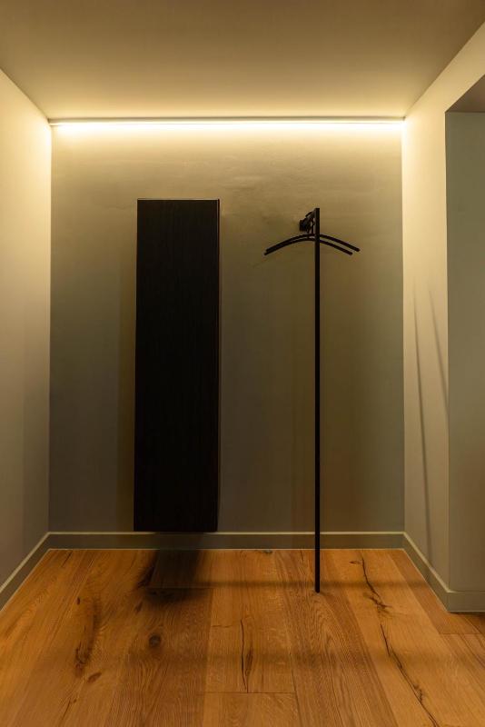 Conlon House Central - image 7