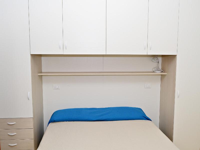 Cattel A02 - image 17