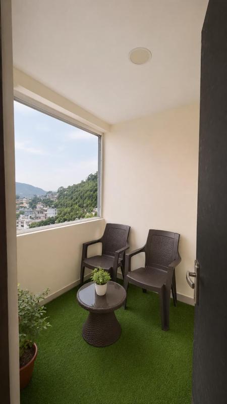 Aurovie homes 1bhk Fully Furnished Mountain view - image 3